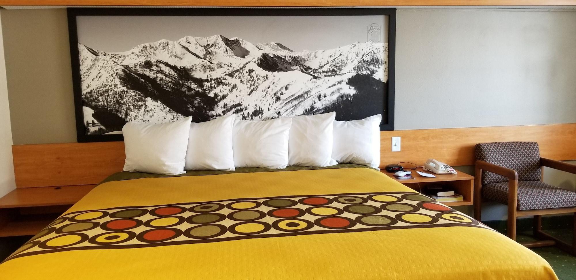 ซูเปอร์ 8 บาย วินด์แฮม ไพรด์ มิดเวล/มิดแวลเลย์/ ซอลต์เลกซิตี Hotel ภายนอก รูปภาพ