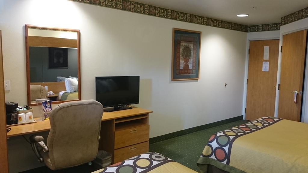 ซูเปอร์ 8 บาย วินด์แฮม ไพรด์ มิดเวล/มิดแวลเลย์/ ซอลต์เลกซิตี Hotel ห้อง รูปภาพ