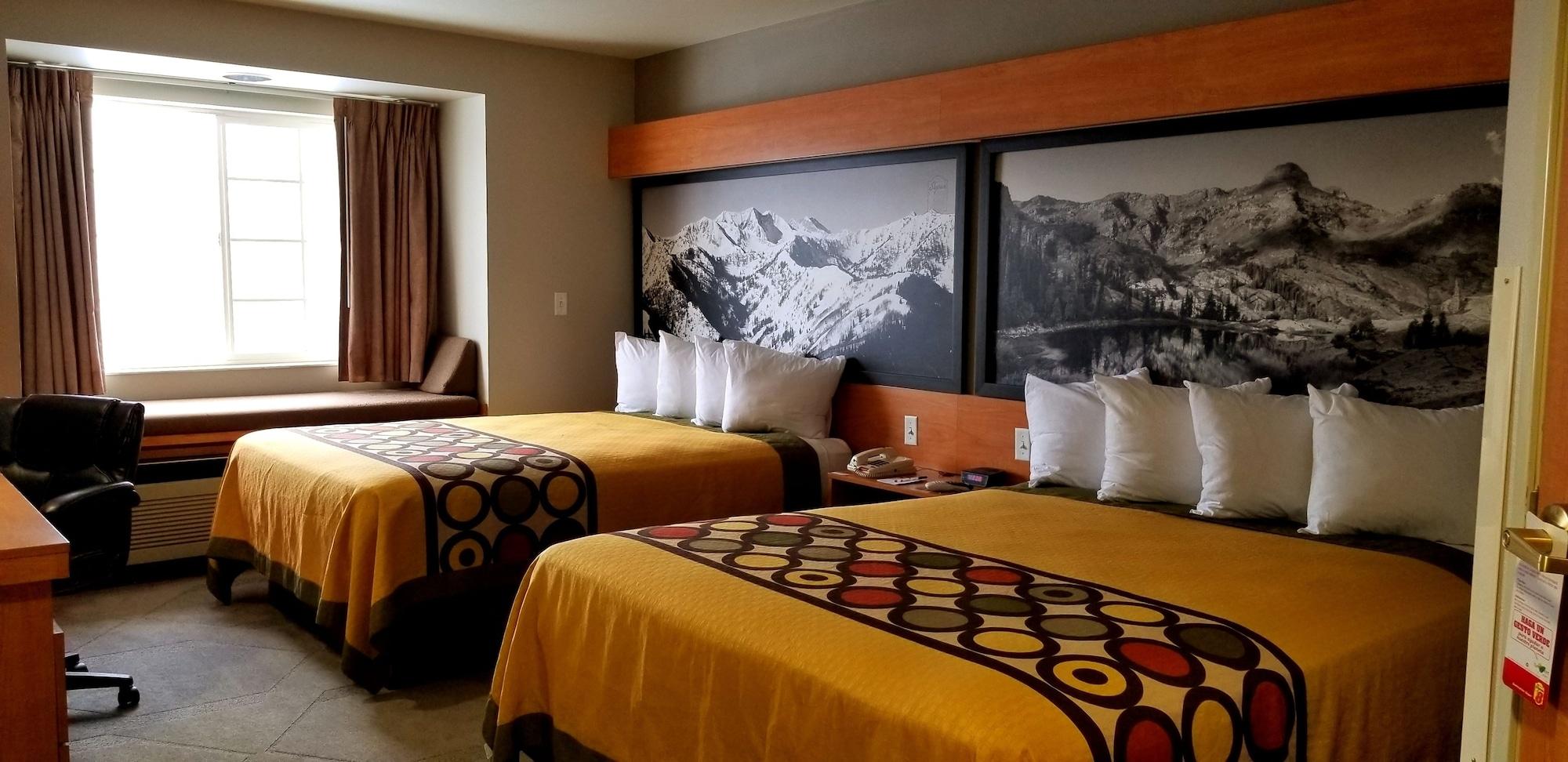ซูเปอร์ 8 บาย วินด์แฮม ไพรด์ มิดเวล/มิดแวลเลย์/ ซอลต์เลกซิตี Hotel ภายนอก รูปภาพ